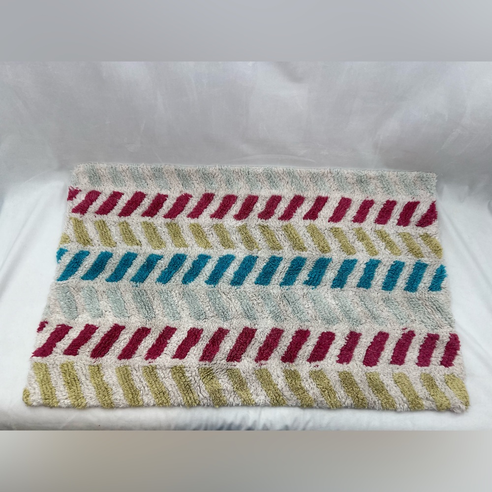 Colorful Bath Rug - Picture 2 of 9